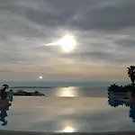 Vue Mer, Piscine Panoramique, Parking Couvert Appartement Cannes